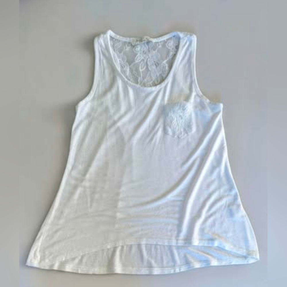 Picnic Premium Girl's Lacey Stretchy White Sleeveless Tank Top. Size Small.